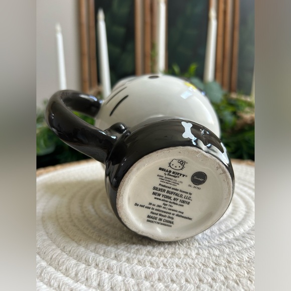 Hello Kitty Halloween Skeleton Mug 20 oz - Picture 5 of 5